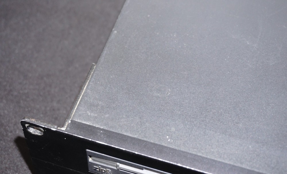 Roland VP-9000 VariPhrase Processor Sampler Vocal Processor 2U Rack Mount - 100V