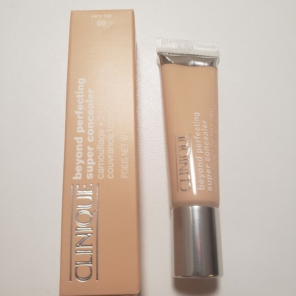 CLINIQUE BEYOND PERFECTING SUPER CONCEALER CAMOUFLAGE 24HR WEAR .28 OZ / 8 G NIB
