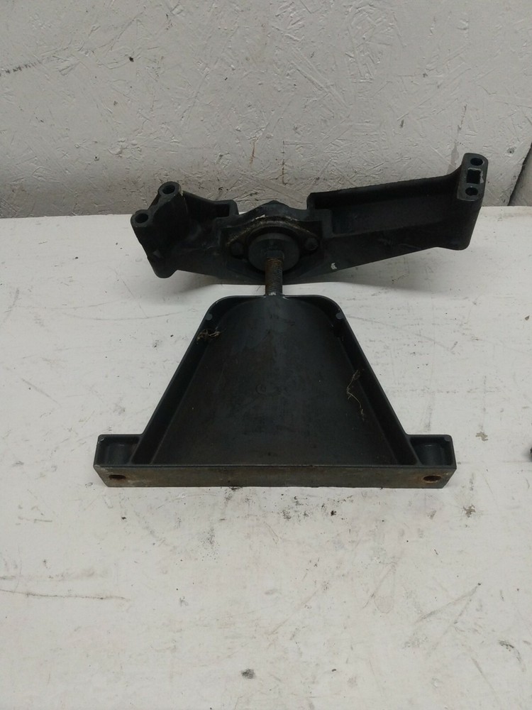 Omc Cobra 3.0 Front Engine Mount Used