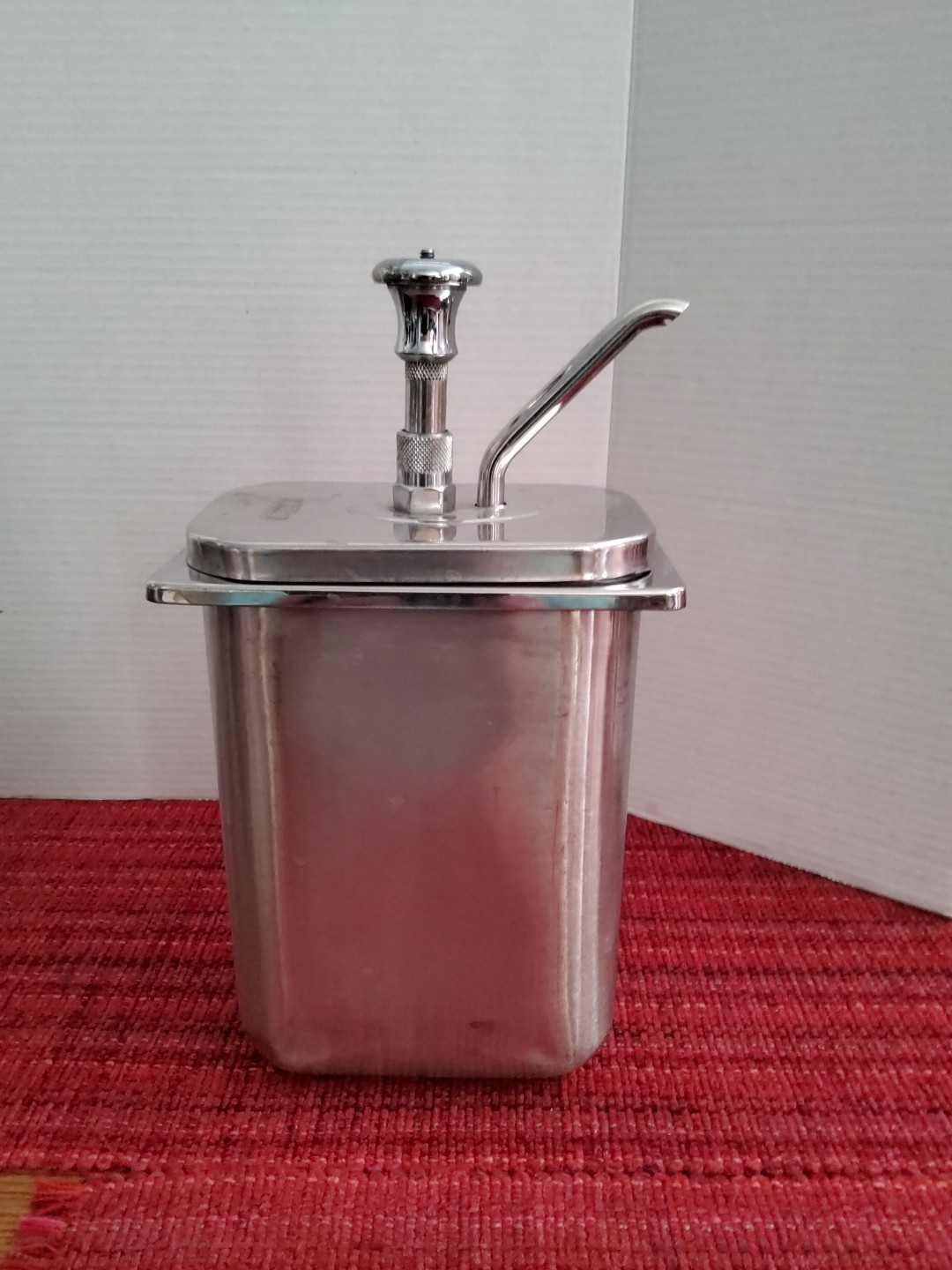 1950'S Drugstore Ice Cream Shop Soda Fountain Syrup. 3 Complete, 2 Bases