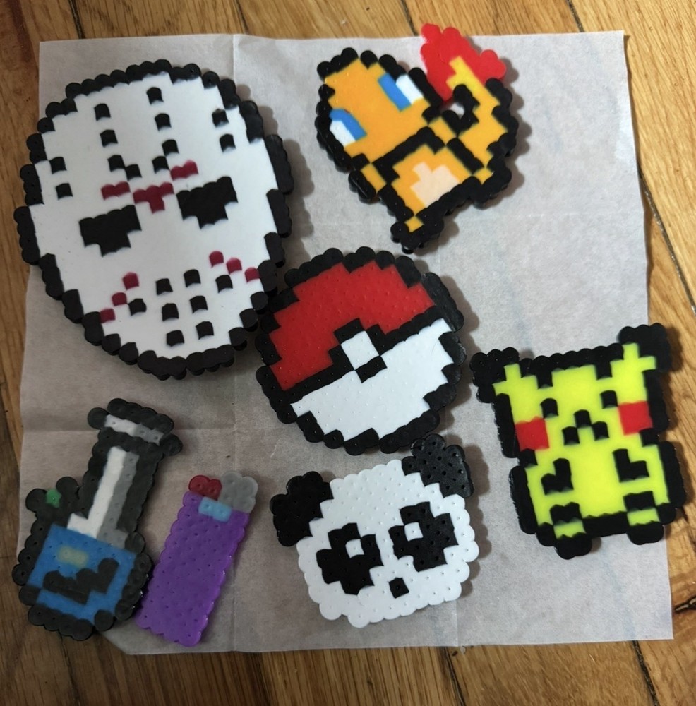5 RANDOM KANDI BRACELETS + EXTRAS WITH EVERY ORDER