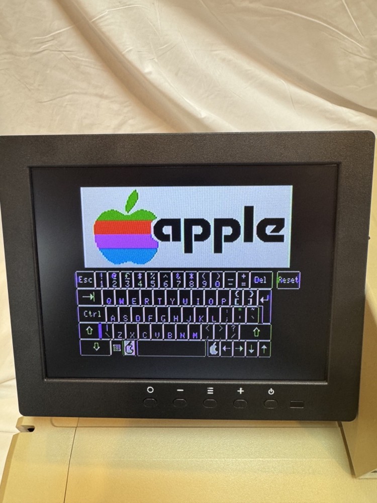 Apple IIe Computer Software bundle w/ Games - Applications - DOS - Diagnostics