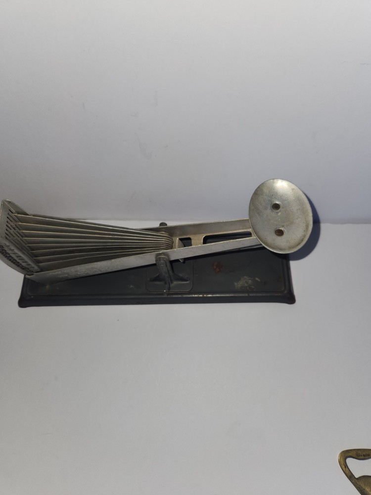 Vintage 1924 Acme Egg Grading Scale