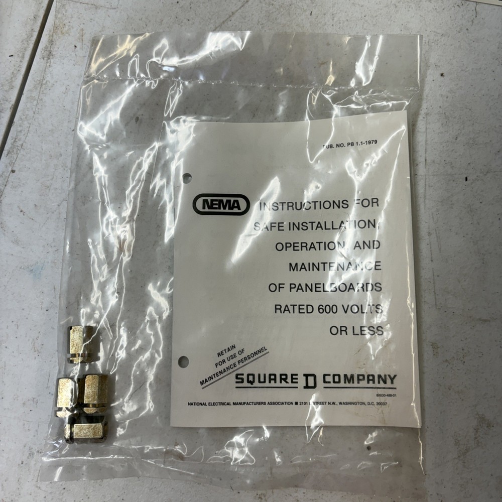 Square D NQOB-303 panelboard interior