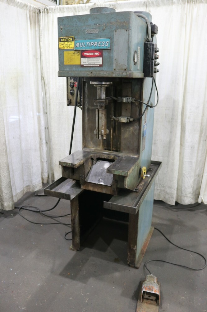 10 TON DENISON HYDRAULIC C FRAME PRESS: YODER #69803