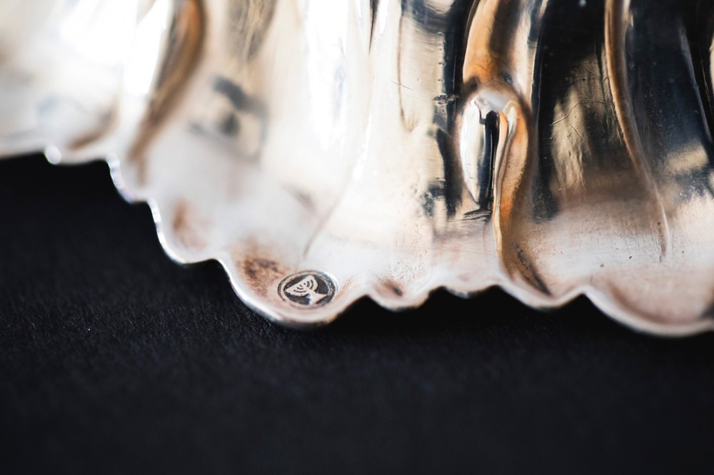 Leaf Dish By Barker Ellis Silverplate England Menorah Hallmark