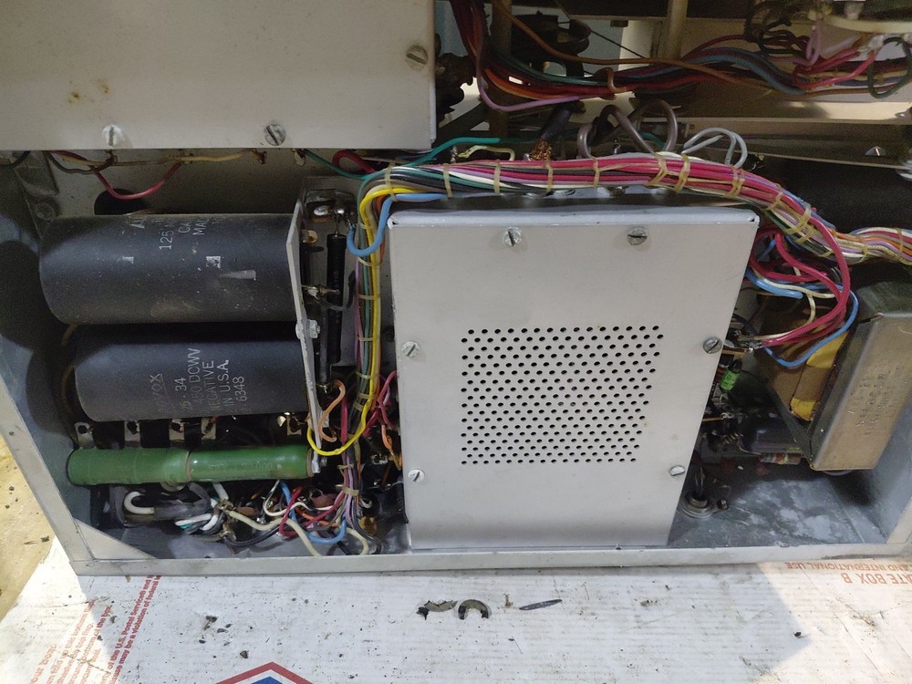 Heathkit VHF-1 Seneca 2 and 6 Meter Transverter Power Up ONLY Untested Estate