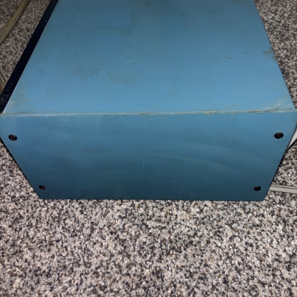 Heathkit IP-5220 Variable Isolated AC Power Supply - Powers On, Untested