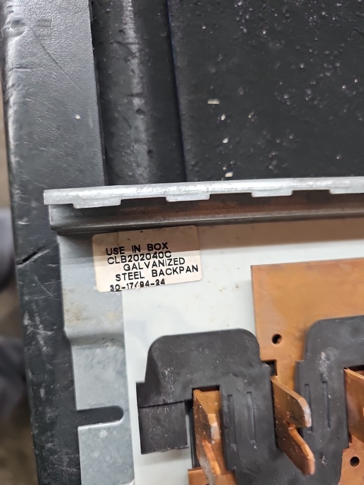Eaton CLB202040C 200 Amp 20 Space PANEL GUTS