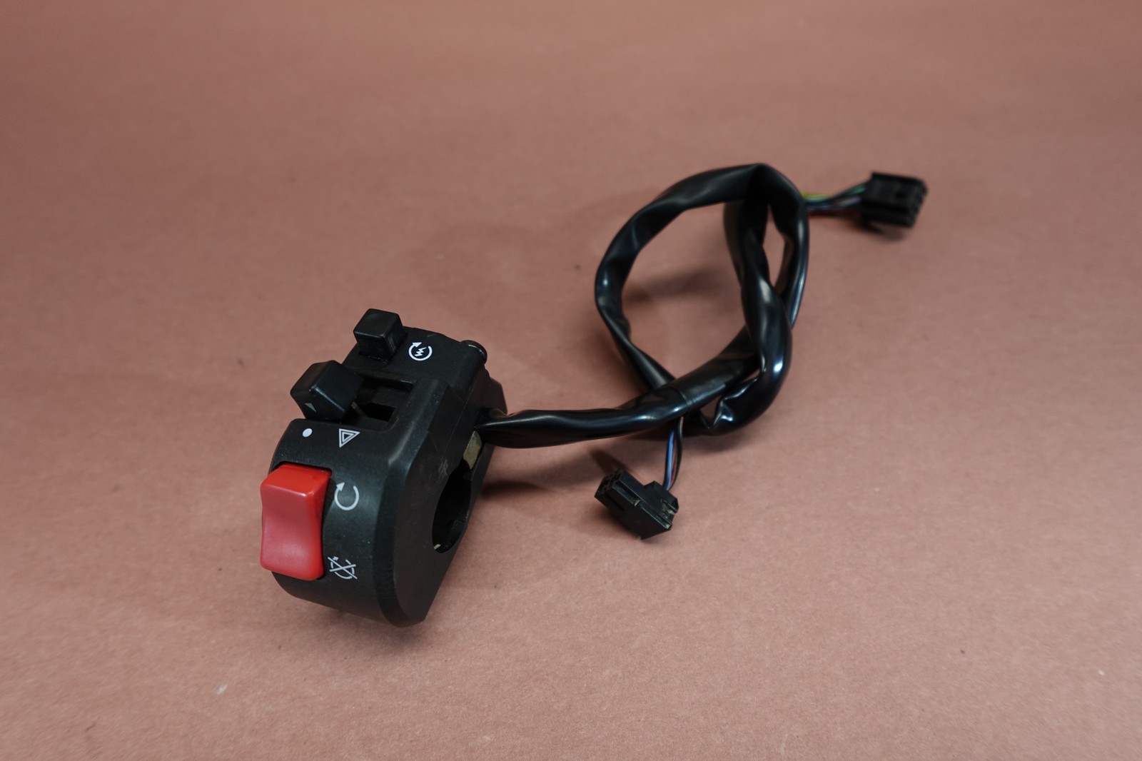 2003 - 2008 Suzuki SV650 SV650S Right Handlebar Stop Start Kill Switch