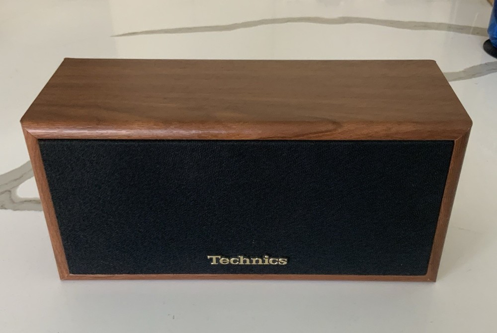 Technics SB-C35 Center Speaker. Tested, WorksGreat. Excellent Condition.