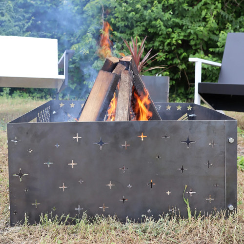 Starry Night Steel Fire Pit – Rustic Outdoor Fire Ring