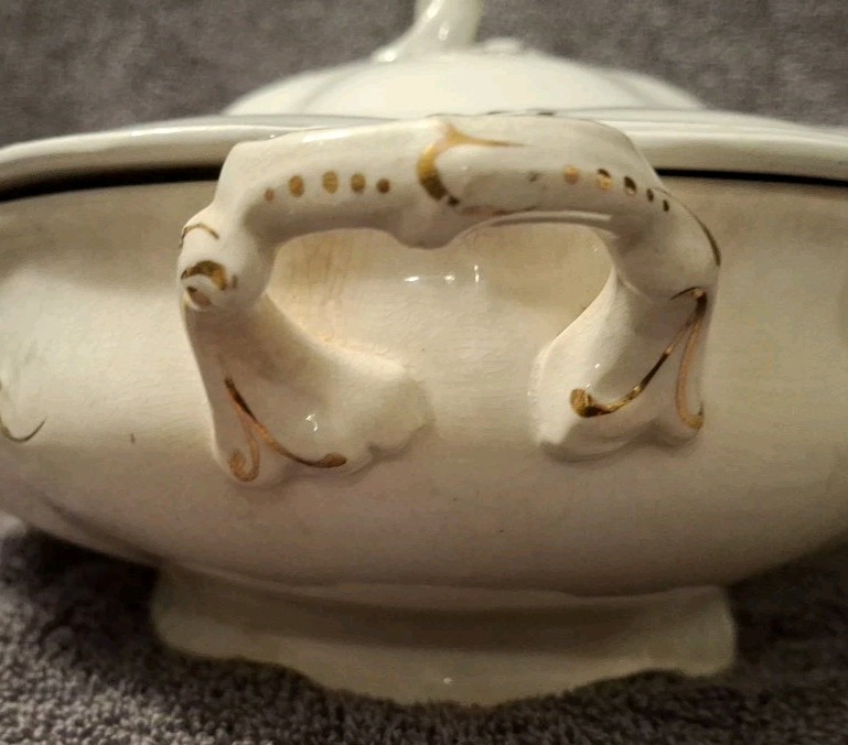 Alfed Meekin Caserole Dish England