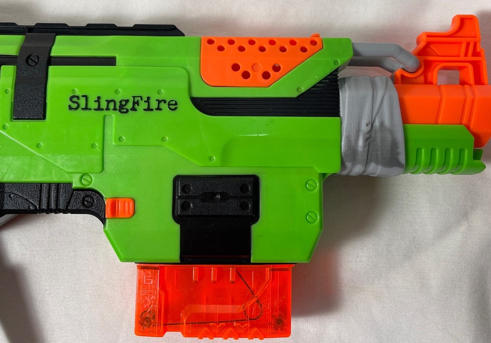NERF ZOMBIE STRIKE SlingFire Blaster