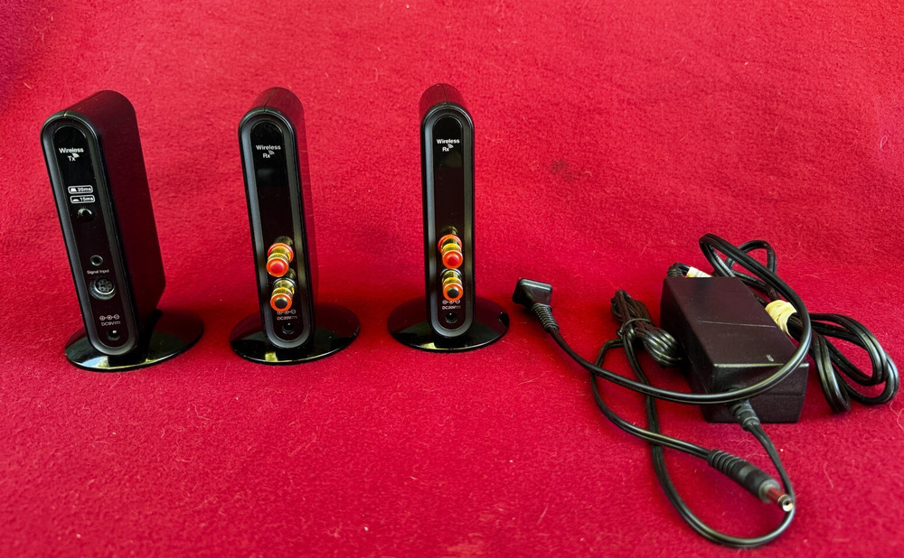 KEF SP3752 Universal Wireless Transmitter & 2 Receivers - Turns On But Untested