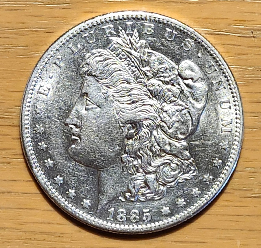 1885 S  MORGAN 90% SILVER