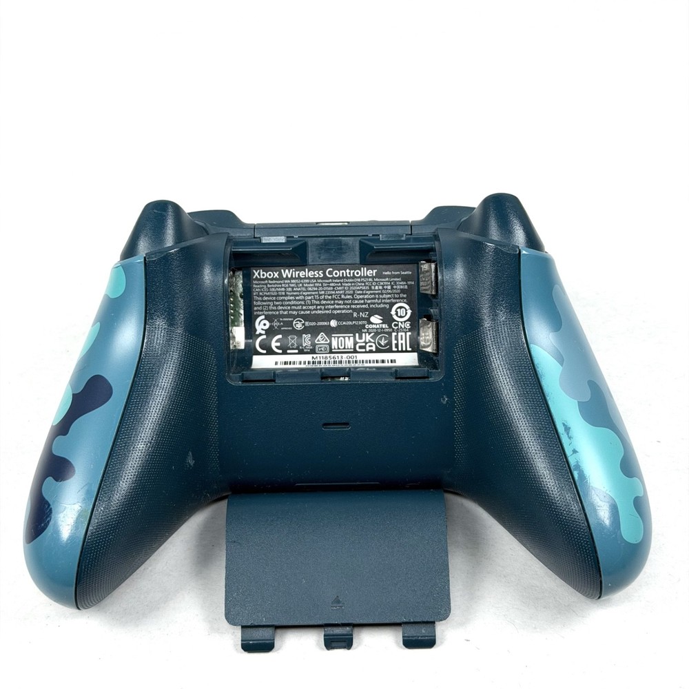 Microsoft Xbox One Wireless Controller 1914 / Blue Camo Edition / Tested / Works
