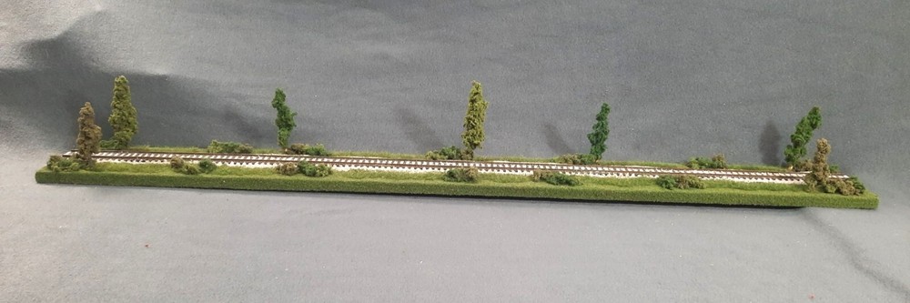 HO SCALE 36" SINGLE TRACK  DIORAMA TRAIN DISPLAY -"SUMMER SCENE"