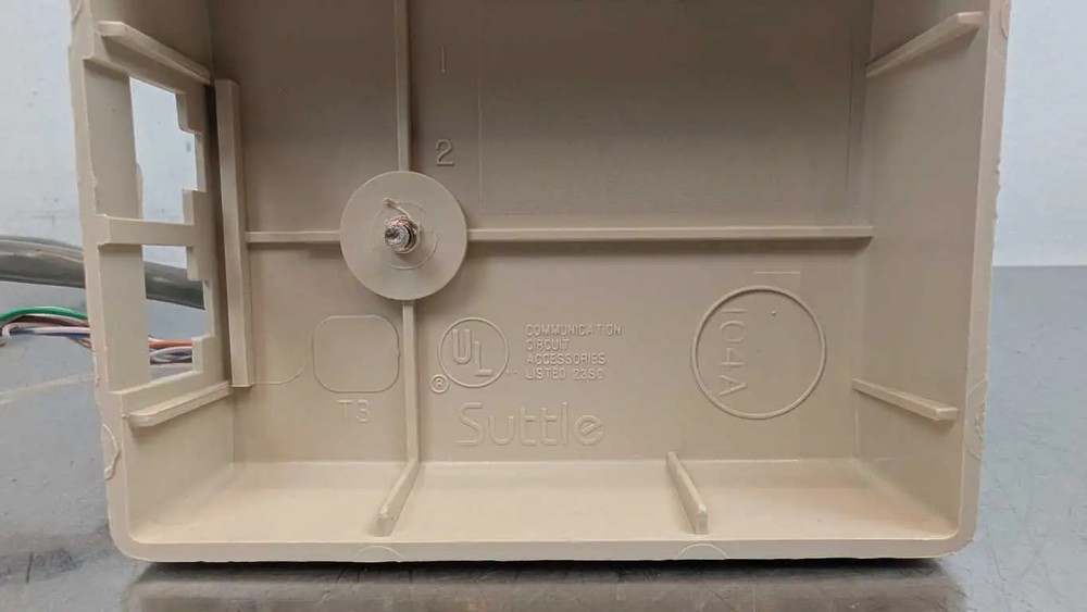 Suttle 104A Block Duplex Conn RJ11
