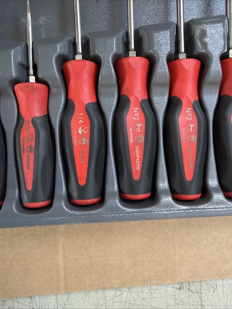 SNAP ON 9Pc Mixed Soft Grip Screwdriver Striking Prybar Set