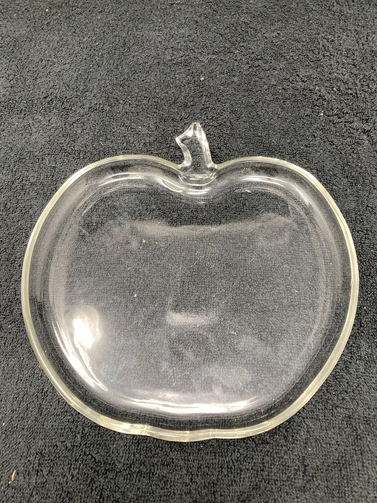 Orchard by HAZEL-ATLA luncheon plates