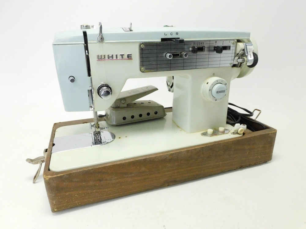 Vintage White Zig-Zag Sewing Machine White and Light Blue with Thread