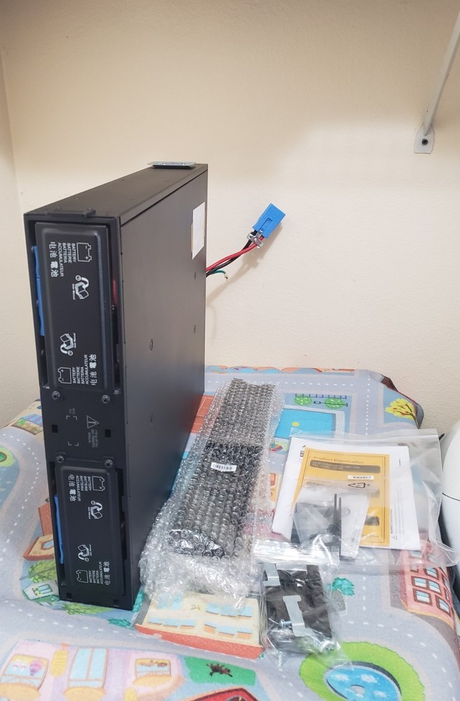 APC Smart UPS SURTA48RMXLBP2U