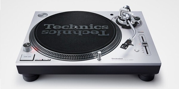Technics SL-1200MK7-S Direct Drive Turntable System Silver NEW
