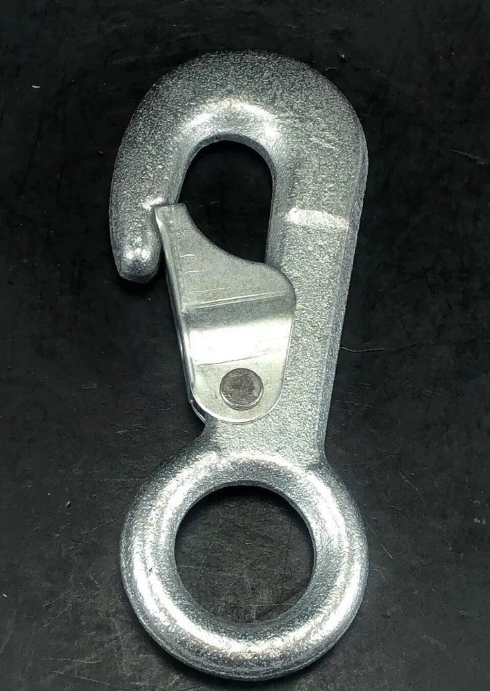 Lifting Snap Hook (Round Eyed)