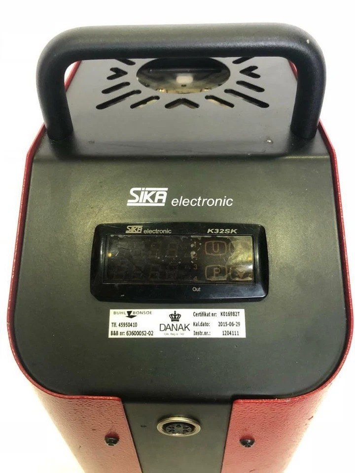 SIKA TEMPRATURE CALIBRATOR MODEL TP17650M