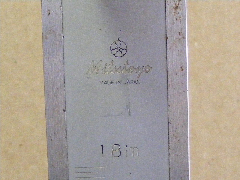 Mitutoyo 18" Vernier Height Gage (zz)