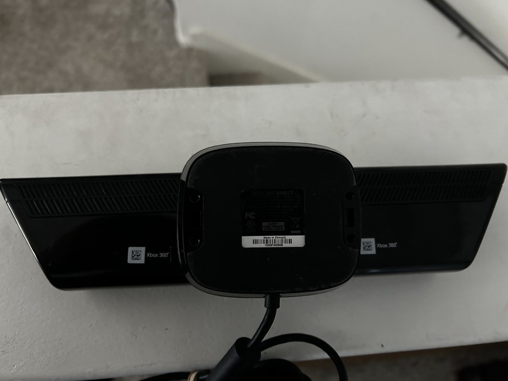 Microsoft Xbox 360 Kinect Sensor Bar Only - Black