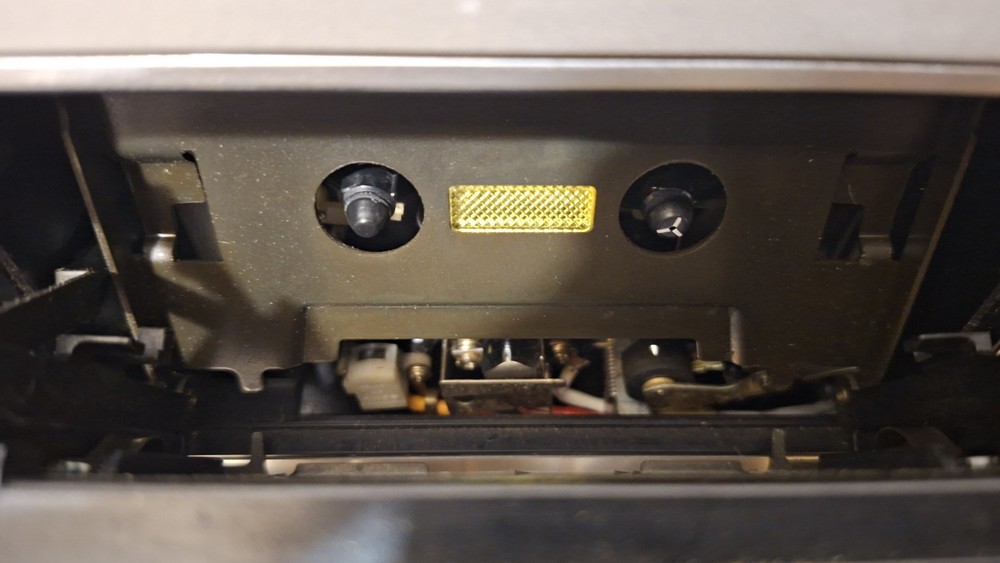 Sony TC-204SD Stereo Cassette Deck – New Belts Fitted – Broken PAUSE Button