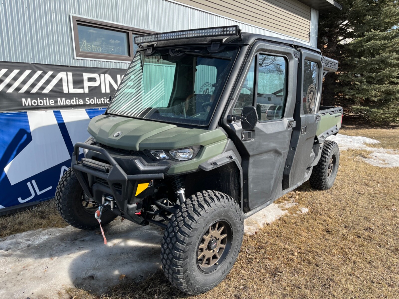 CAN-AM Defender 4 door MAX 10" Subwoofer Box Enclosure Under Seat Waterproof