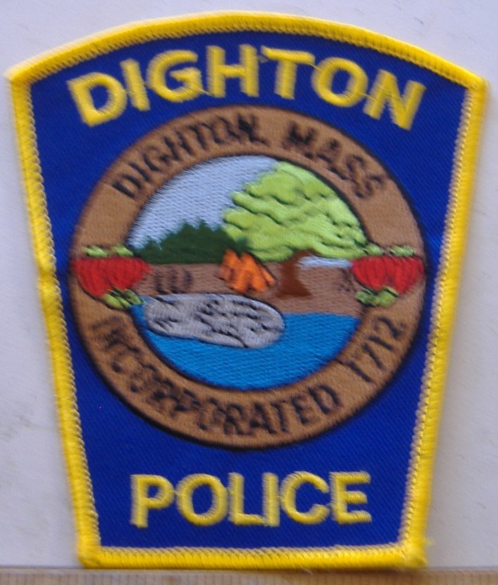 DIGHTON  POLICE  MASSACHUSETTS FABRIC PATCH
