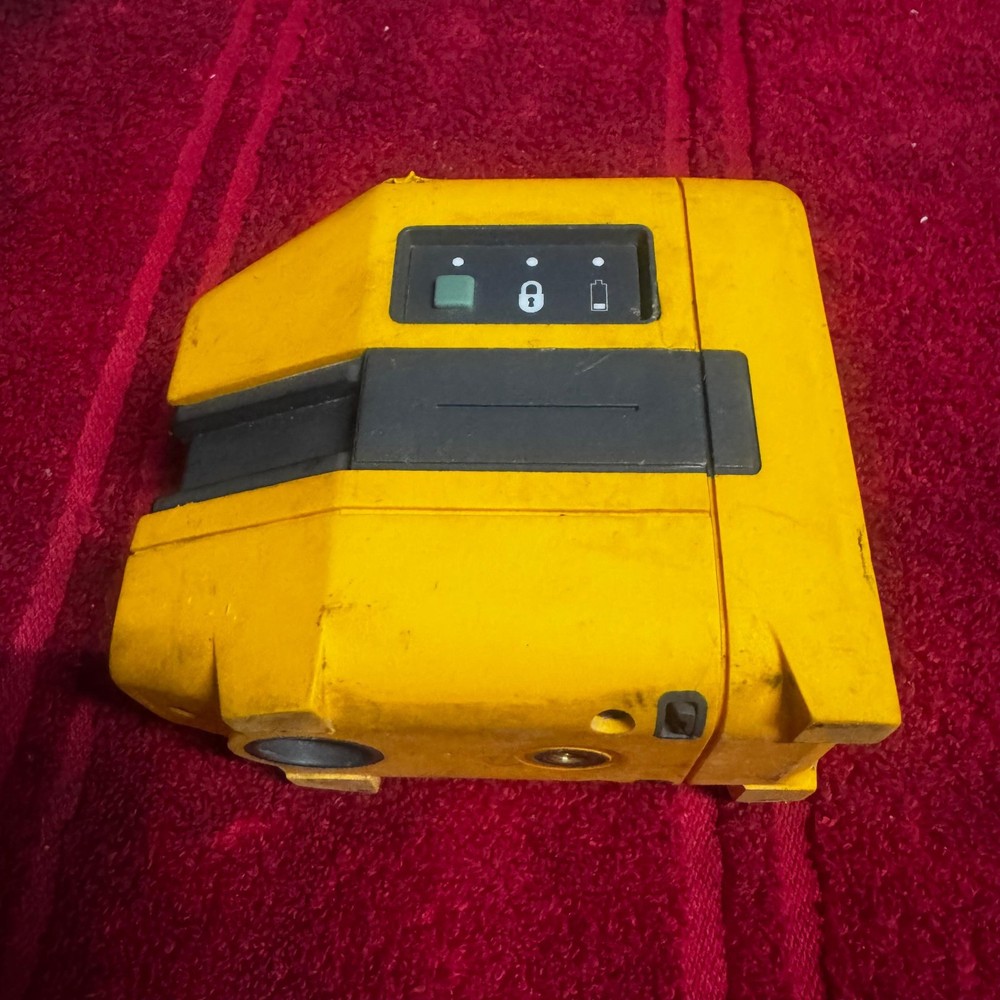 PLS Fluke 3G 3 Point LASER Dot Green Platform Dot Used