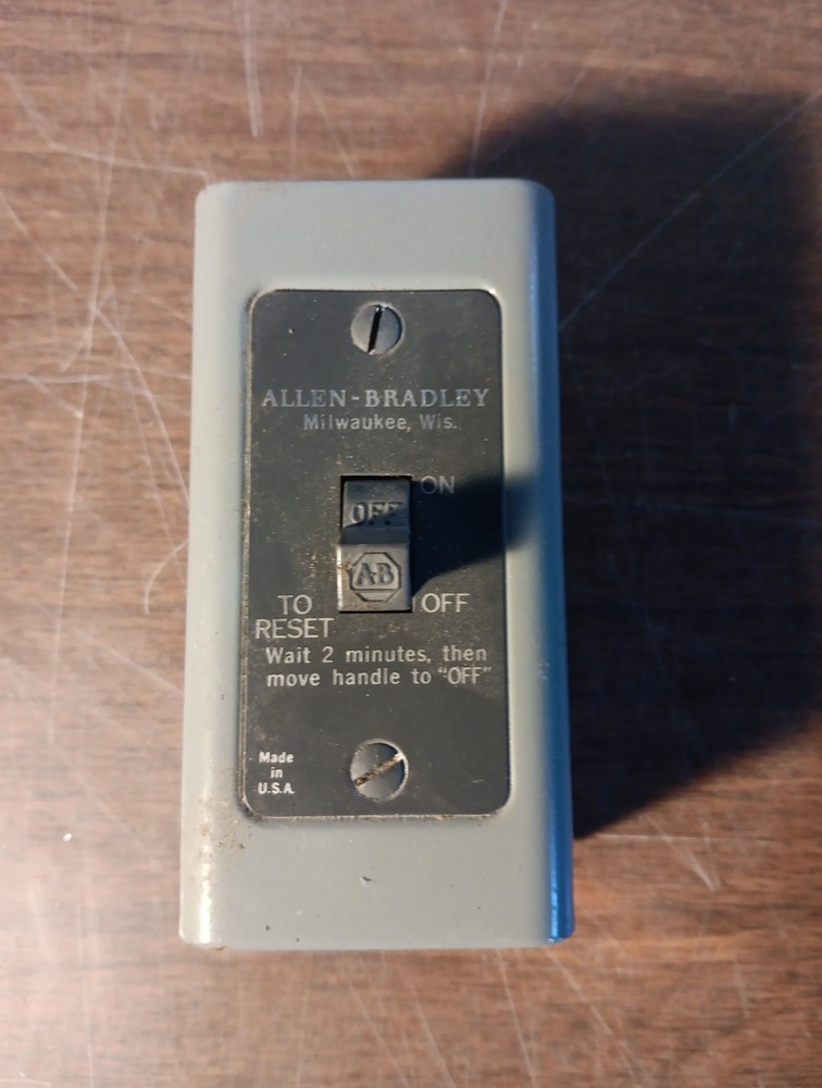 Vintage Allen-Bradley Manual Starting Switch
