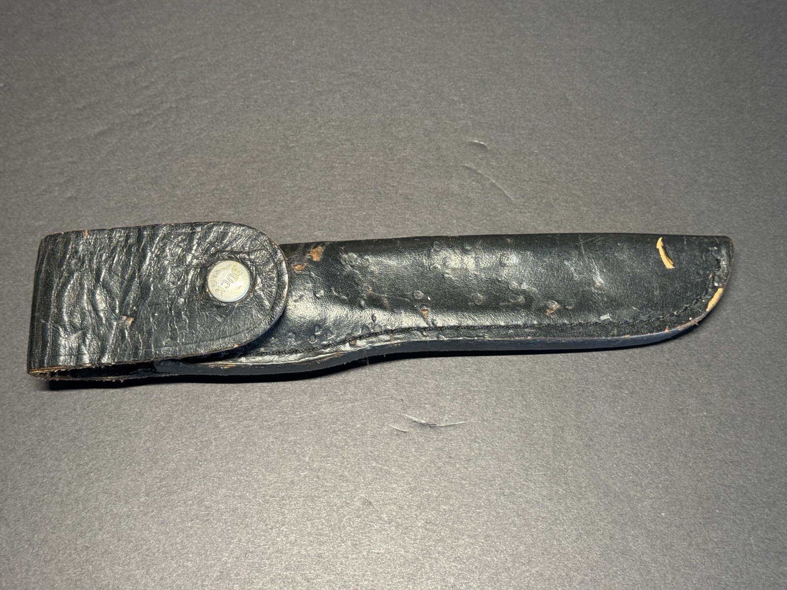 Vintage Buck 121 Fixed Blade Hunting Knife With Original Sheath.