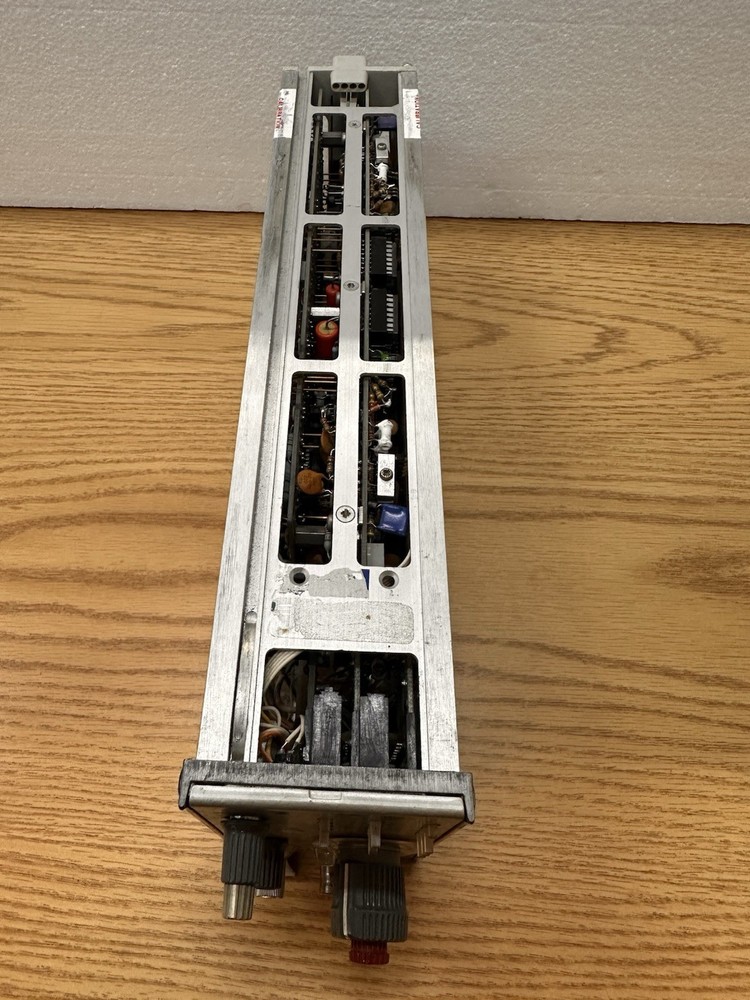 TEKTRONIX model 7B53A Dual Time Base Main Triggering Amplifier Module