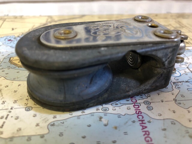 Seaway Single Block 1 1/2"