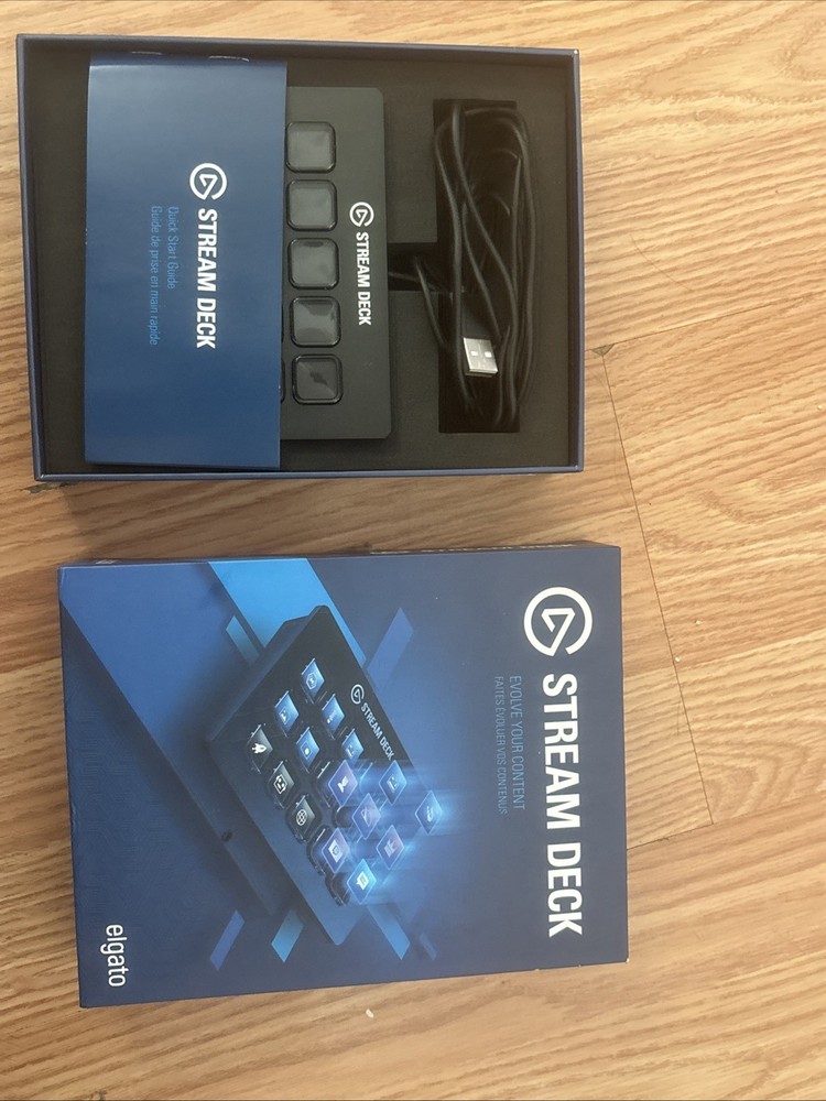 Elgato Stream Deck Live Content Creation Controller - Black, 15 Keys