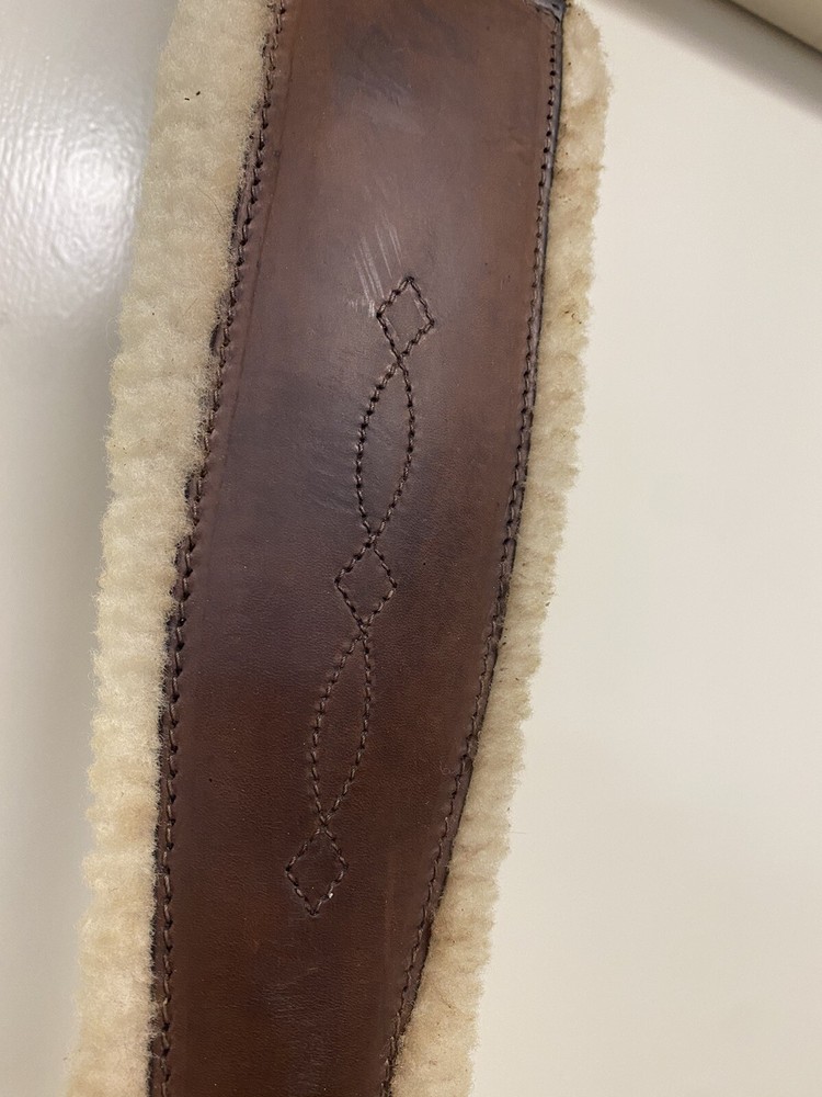 Beval Sheepskin Girth 48”