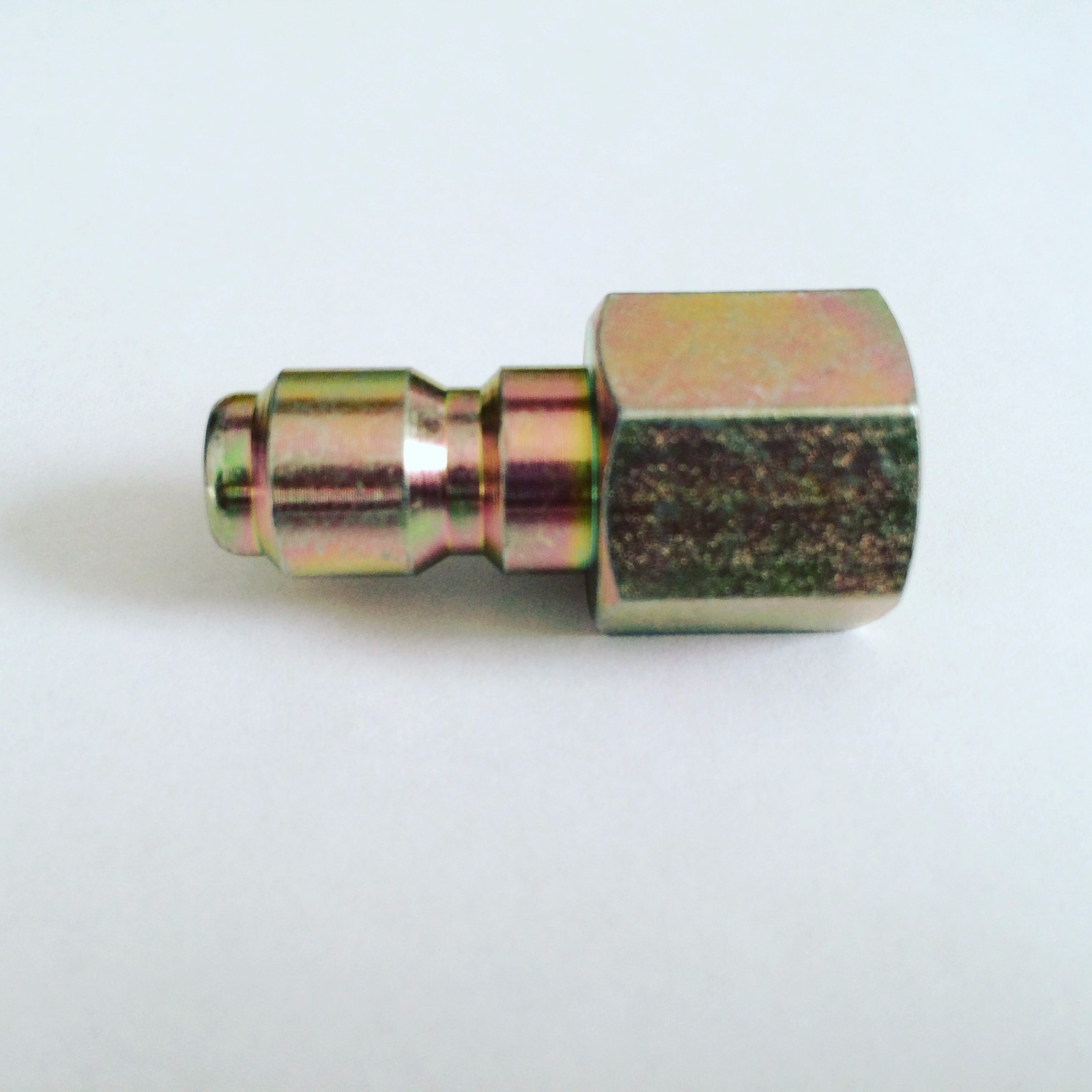 Pressure Washer 1/4" Female (NPT) Quick Connect Plug
