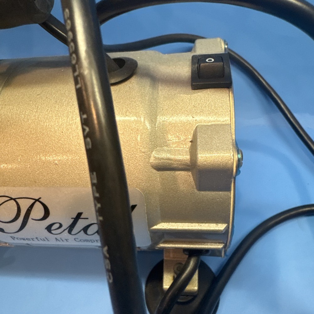 CENTRAL PNEUMATIC MINI AIR COMPRESSOR
