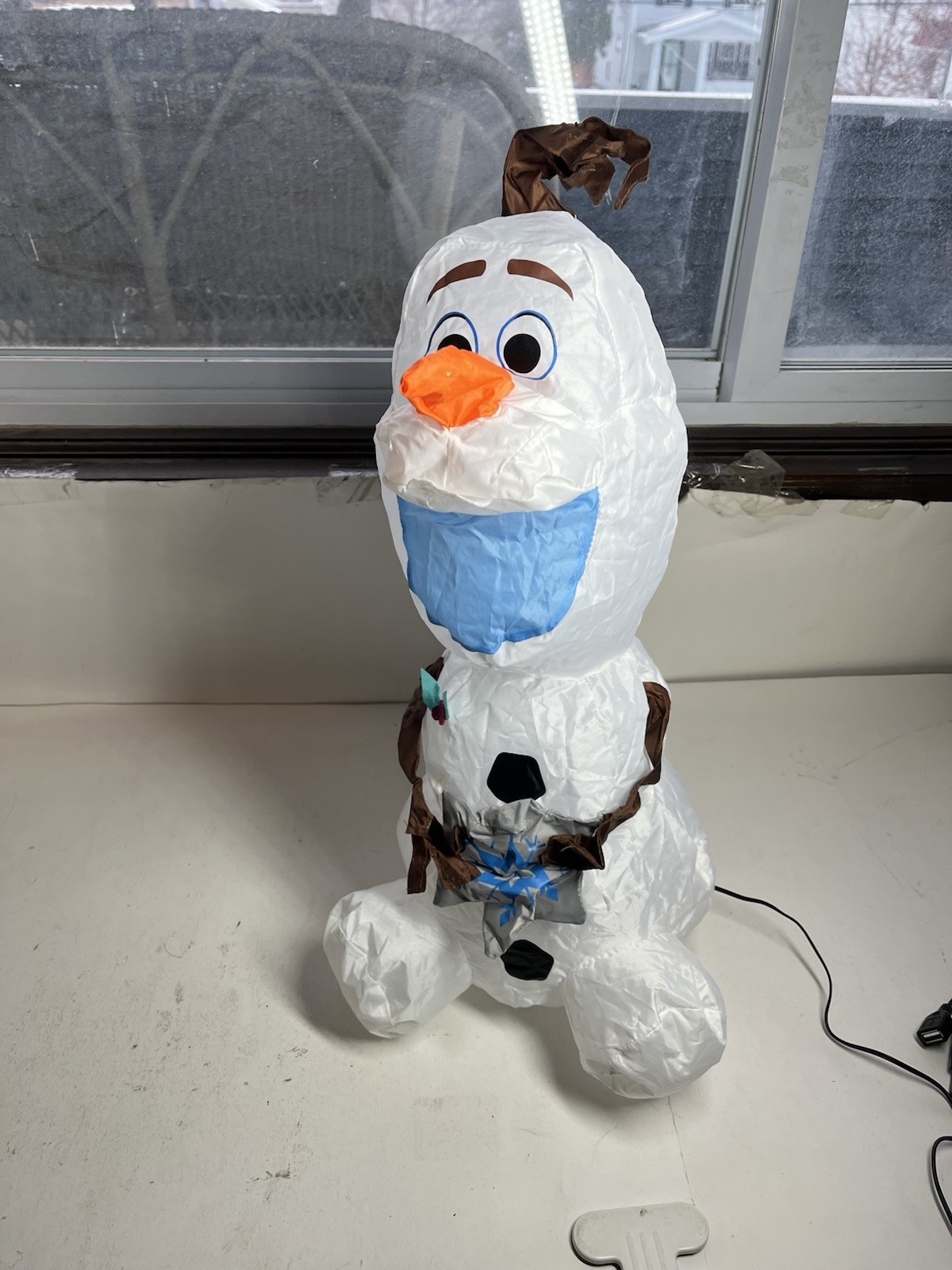 Gemmy Disney Magic Holiday Olaf Frozen Airdorable Airblown Inflatable Tabletop