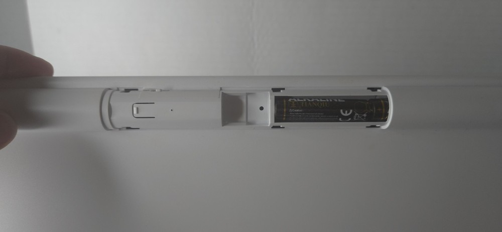 Dual-Mode Bluetooth Keyboard: Wireless Freedom, Zero Dongle