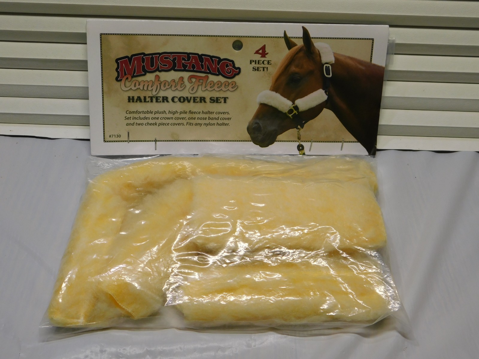 FLEECE HALTER COVER SET