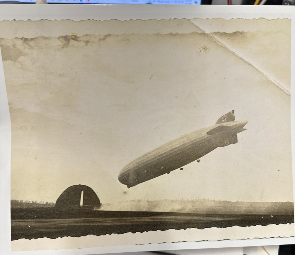 German Zepplin Photo ---- Zeppelin Airship