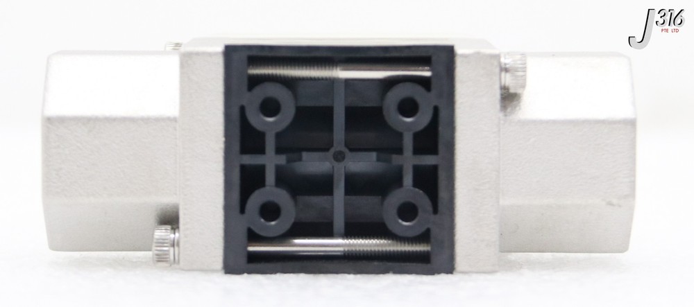38806 SMC DIGITAL FLOW SWITCH PF3W720-03-A-M