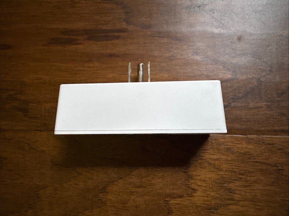 WeMo WiFi Enabled Mini Smart Plug - White (F7C063)